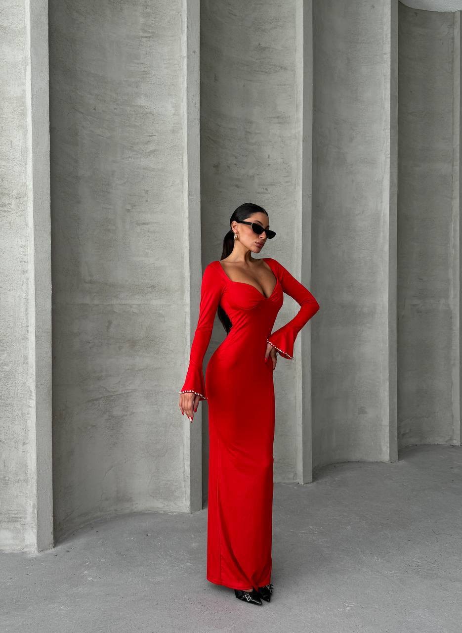 Kırmızı Taşlı Elbise 